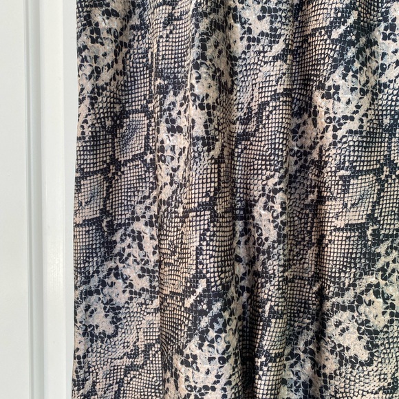 Grey Snakeskin Slip Skirt - Picture 3 of 4